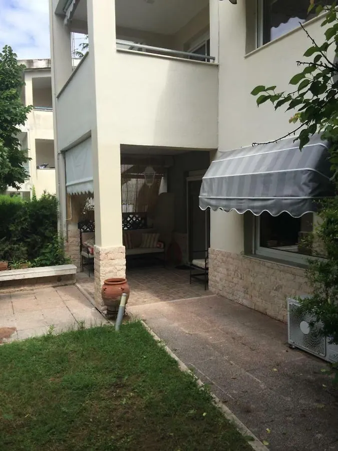 شقة Cozy Garden 700M From St Luke S Hospital سالونيك